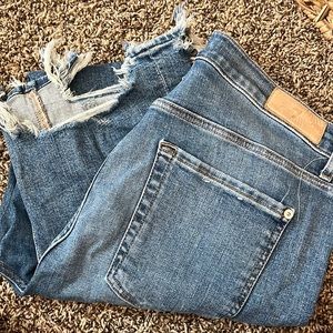 7 for all mankind frayed ankle jean